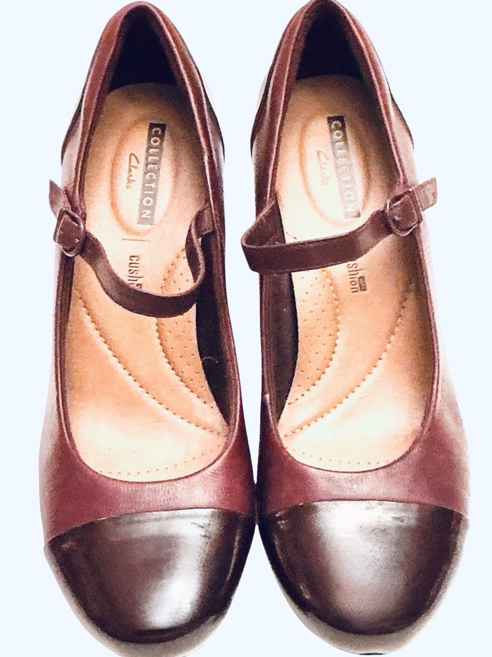 Clarks Burgundy Leather Mary Jane Pump Patent Accents Women’s Size 10 W - Picture 3 of 15